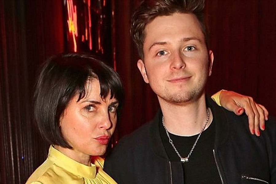 Behind The Spotlight: Finlay Munro Kemp And The Creative Family He Calls Home 3 finlay-munro-kemp