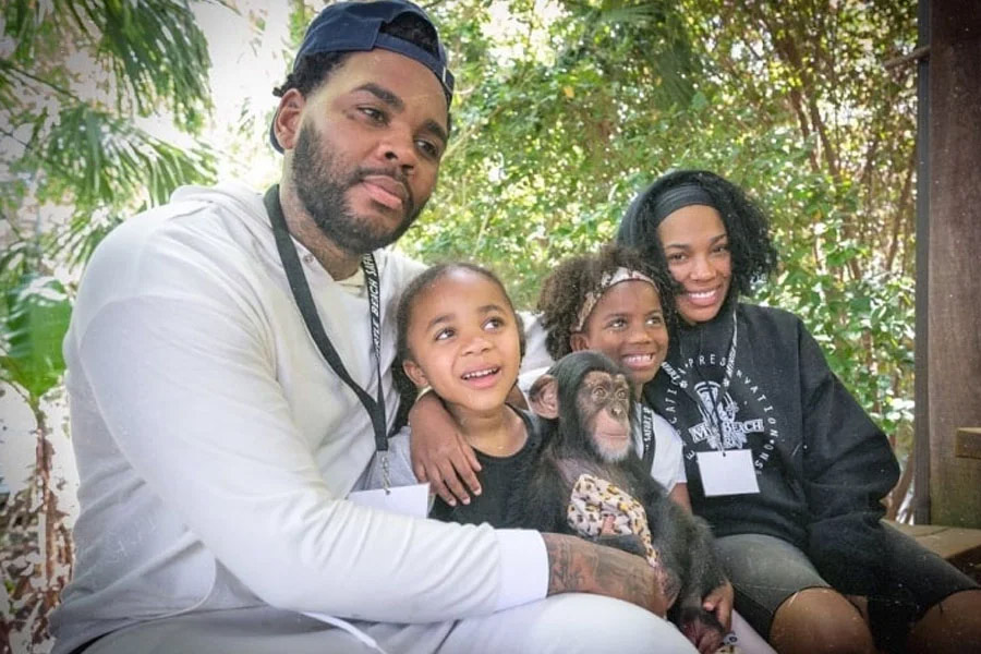 Growing Up In The Glow: Khaza Kamil Gates And The Gates Family 1 khaza-kamil-gates